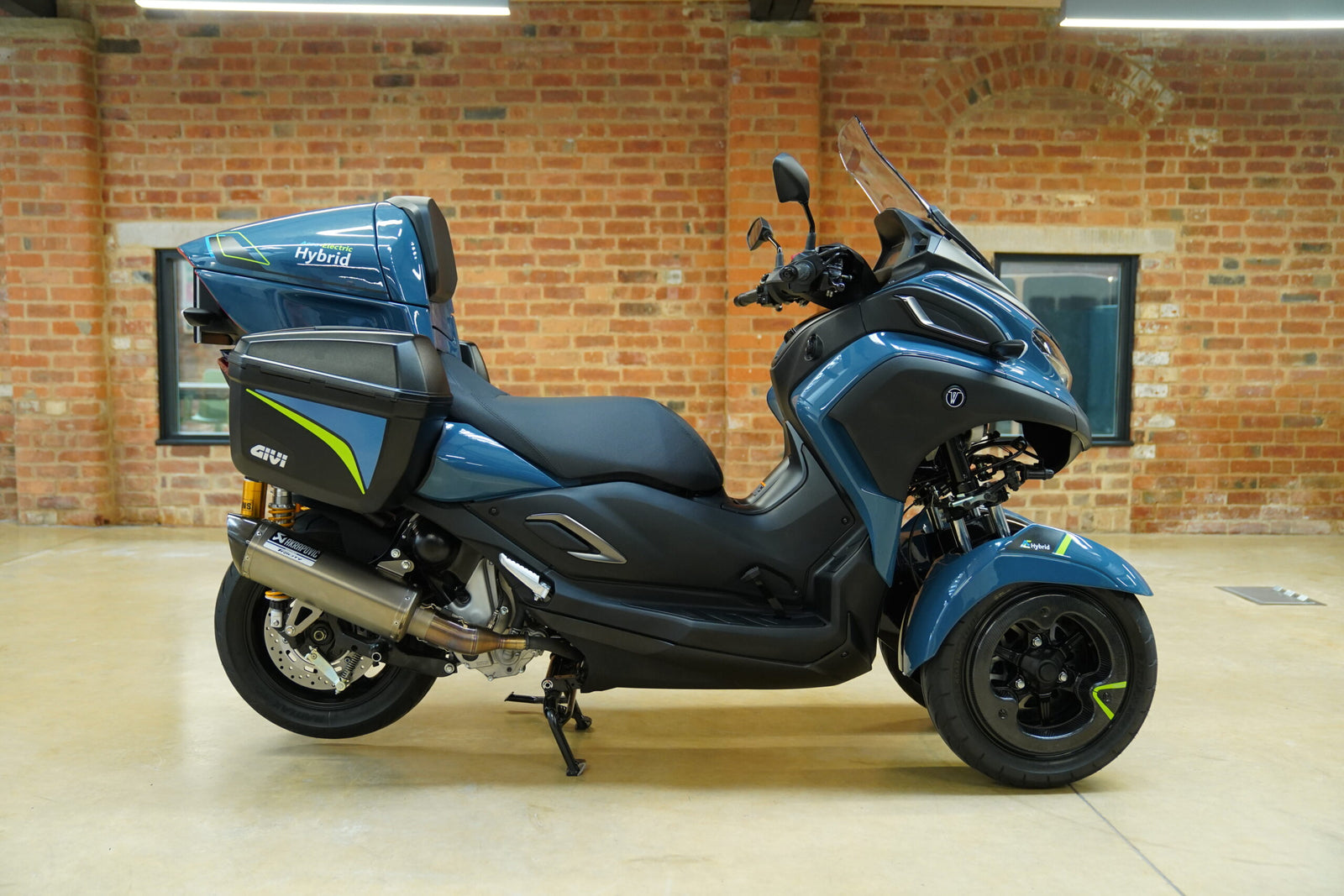 White Motorcycle Concepts Unveils the WMC300AE: A Limited-Edition Aero-Electric Masterpiece