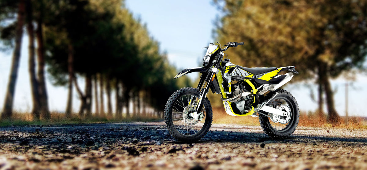 SWM RS300R: A Street-Legal Dirtbike – StickerBao Wheel Sticker Store