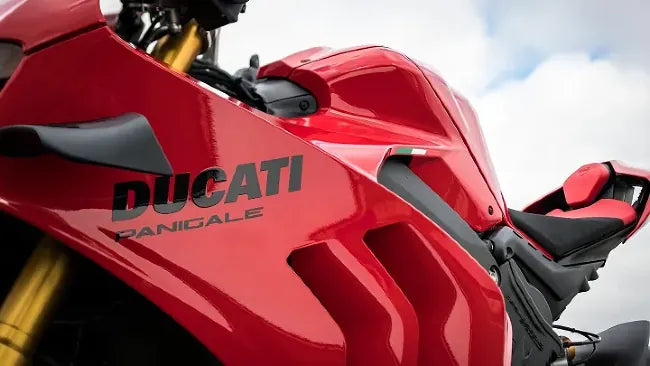 Ducati Panigale V4 Set for Major 2025 Update