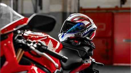 Cardo's Packtalk Bold vs. Packtalk EDGE: A Comparison of Motorcycle Communication Devices