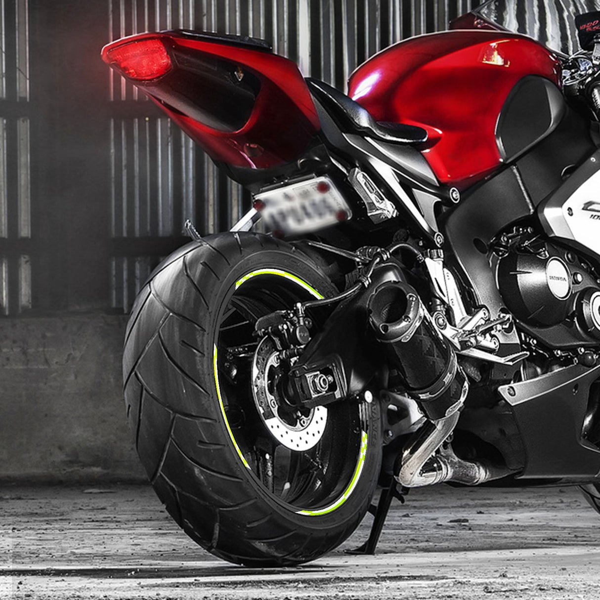 StickerBao Green Universal 17 inch Motorcycle Check01 White Standard Edge Rim Sticker Check Rim Wheel Decal  For Ducati